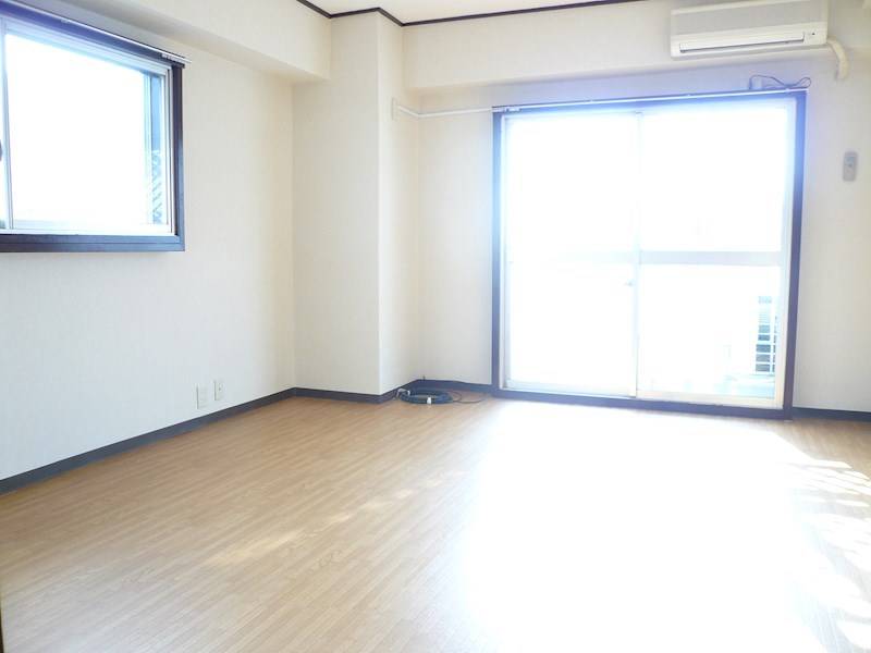 奥内西本町マンション リビング