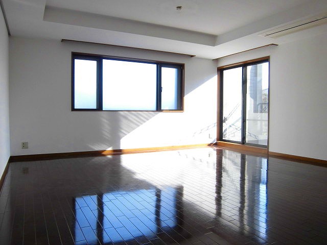 リズ松原Ⅱ リビング