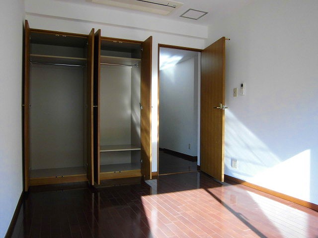 リズ松原Ⅱ ベッドルーム