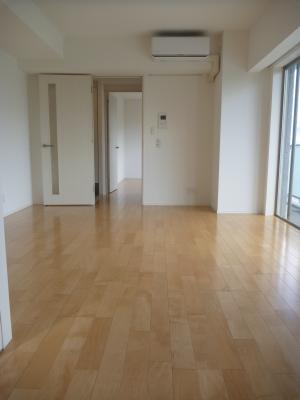 東京都調布市仙川町１丁目 リビング