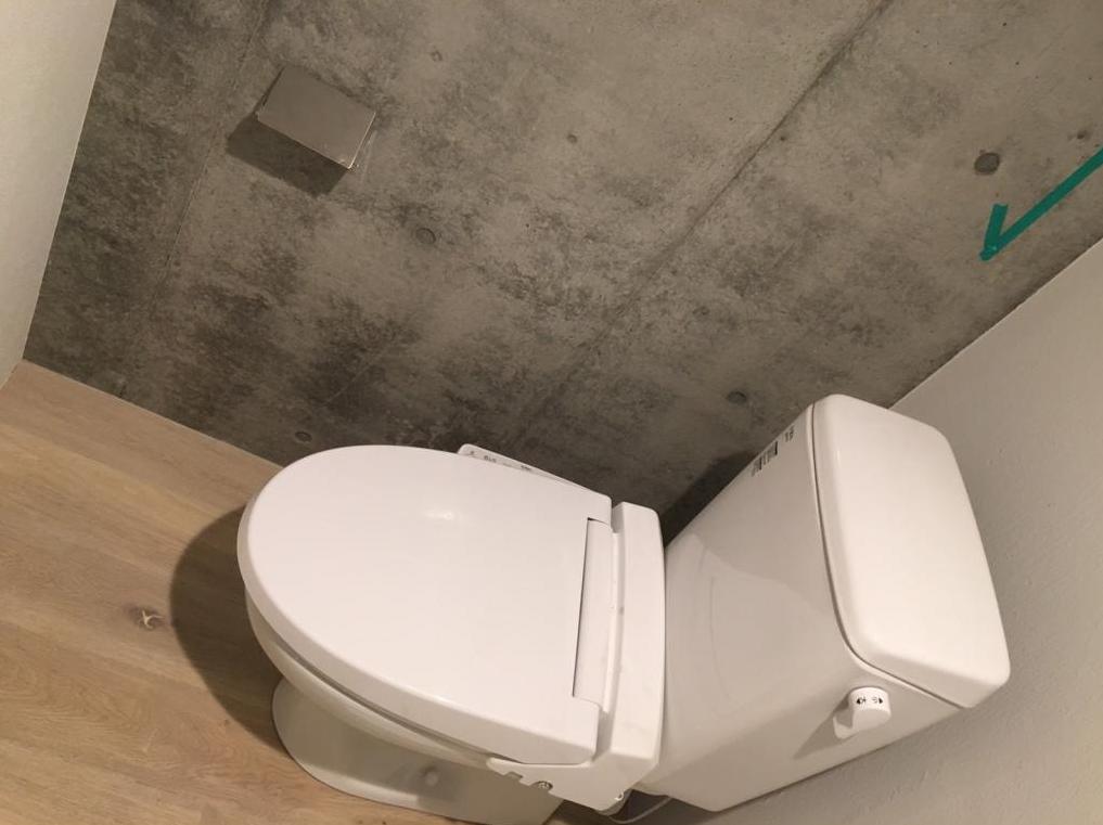新宿区市谷薬王寺町楽器可(ピアノ・弦楽器)マンション 玄関