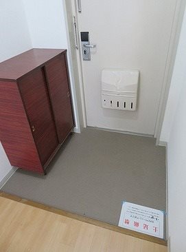 さいたま市見沼区東大宮7丁目楽器可(ピアノ・弦楽器)マンション 玄関