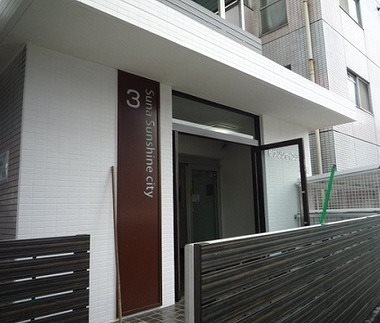さいたま市見沼区東大宮7丁目楽器可(ピアノ・弦楽器)マンション エントランス