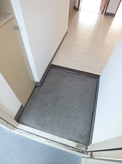 エリントン　 玄関