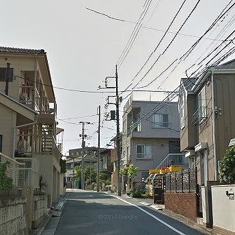 大田区上池台5丁目楽器可（防音・グランドピアン・弦管楽器・声楽・DTM）分譲マンション 玄関