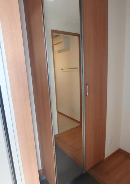 練馬区小竹町2丁目楽器可（ピアノ・弦木管楽器）マンション 玄関