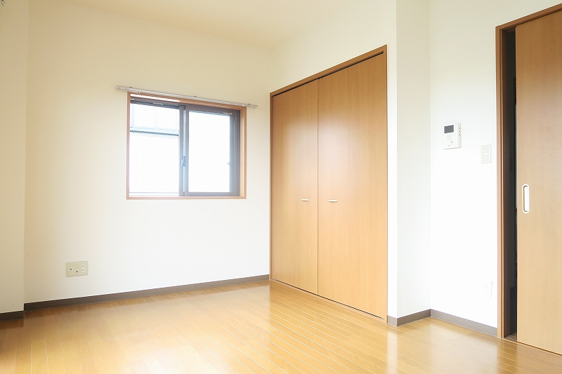 オリエンタル中河原 ベッドルーム