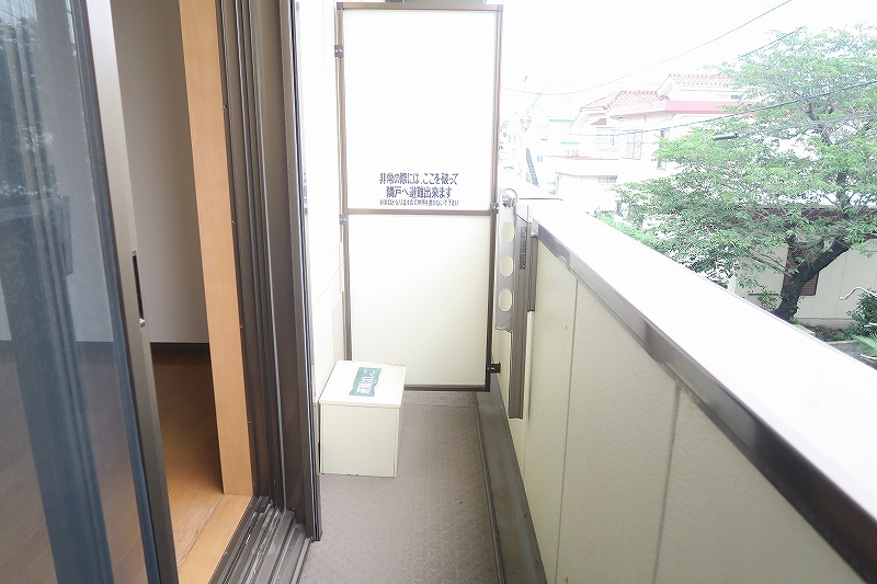 オリエンタル中河原 ベランダ