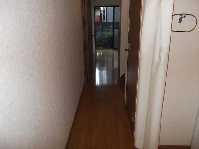 メゾンラフォーレ 玄関