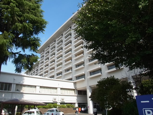 東京都調布市国領町４丁目 総合病院