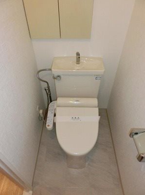 豊島区長崎4丁目(防音・弦・管打楽器・声楽)マンション トイレ