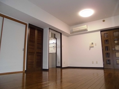 板橋区赤塚新町1丁目楽器可（ピアノ・弦楽器）マンション 玄関