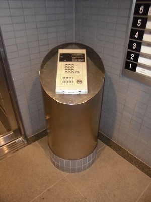 板橋区赤塚新町1丁目楽器可（ピアノ・弦楽器）マンション ロビー