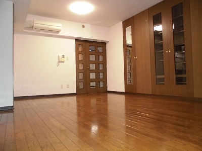 板橋区赤塚新町1丁目楽器可（ピアノ・弦楽器）マンション リビング