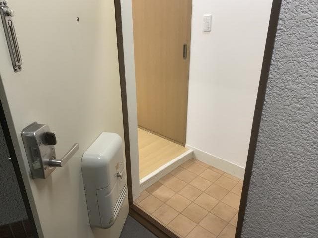 益谷ハイツ 玄関