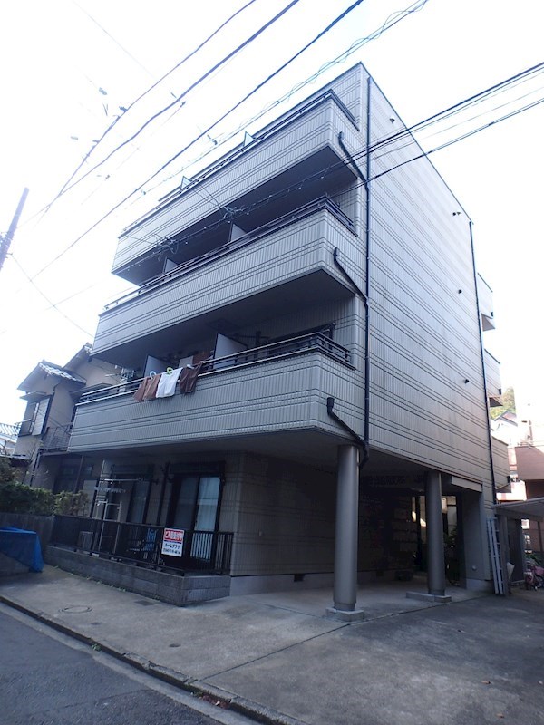 横浜駅まで徒歩約10分！ペット可1K