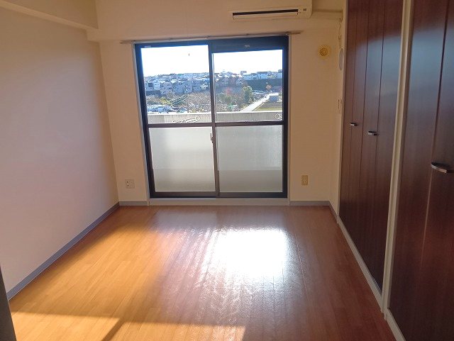 アーバンハイツ土志田 リビング