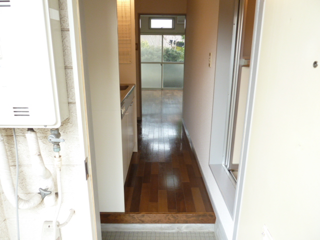 メゾンやました 玄関