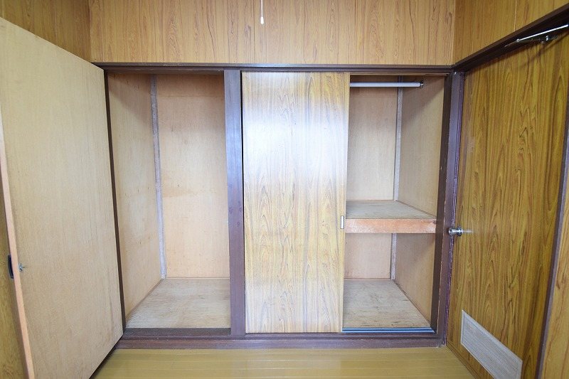 砺波アパート 収納