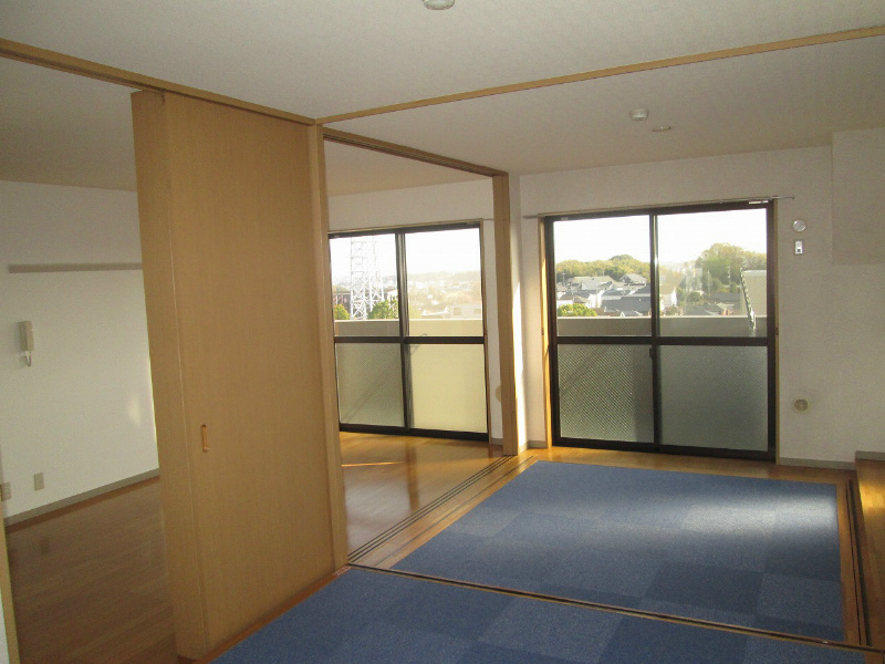 プリーマ仲町台 リビング