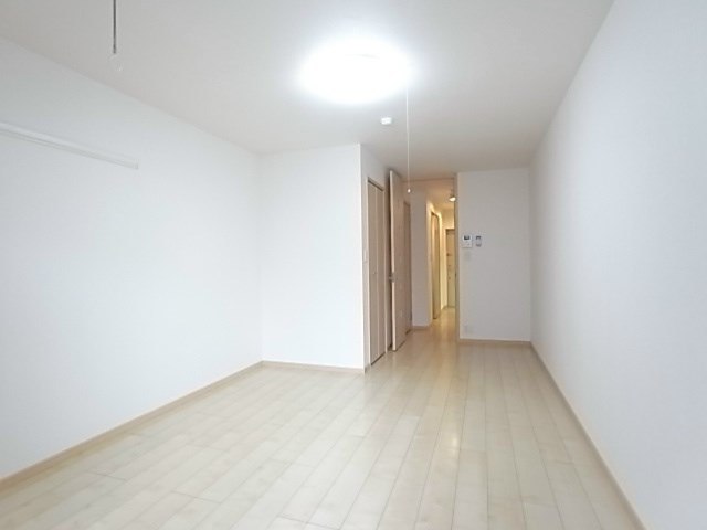 ハイエスト　シャロル リビング