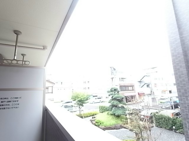 ハイエスト　シャロル ベランダ