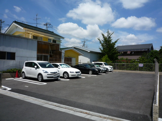 市川パーキング