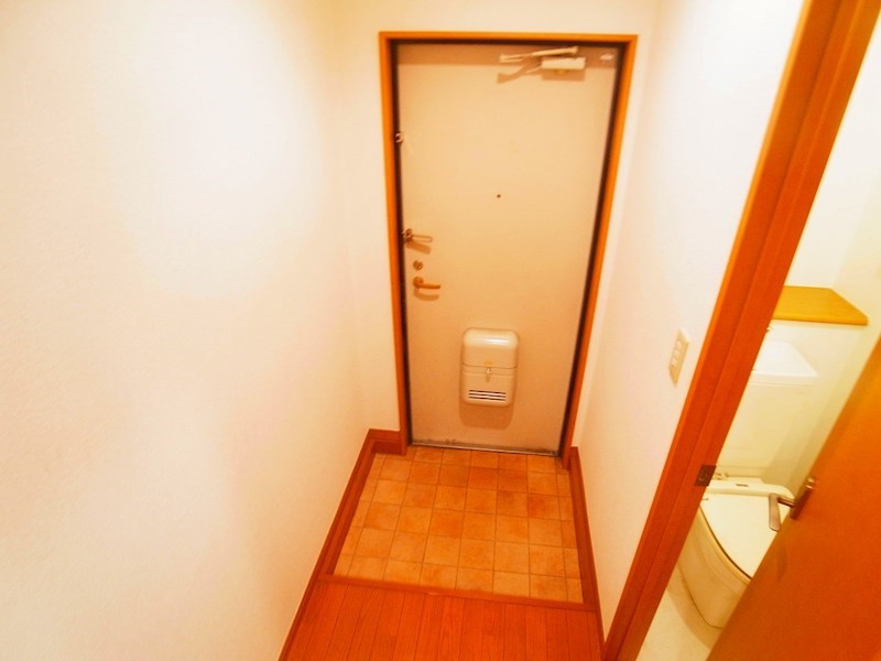 ヴァンテアンⅢ 玄関