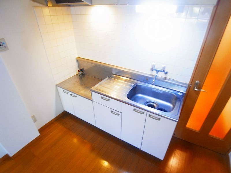 ヴァンテアンⅢ キッチン