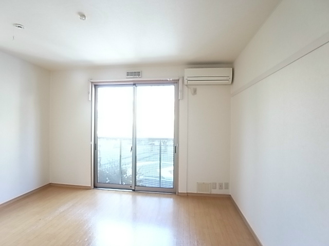 ヴィラともえ リビング