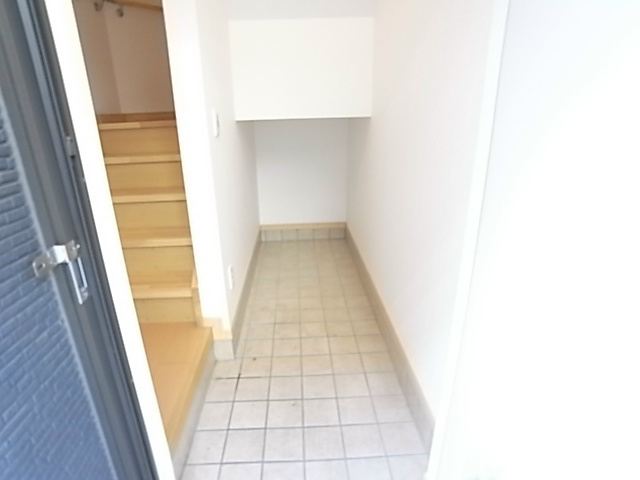 サンリット・オークⅣ 玄関