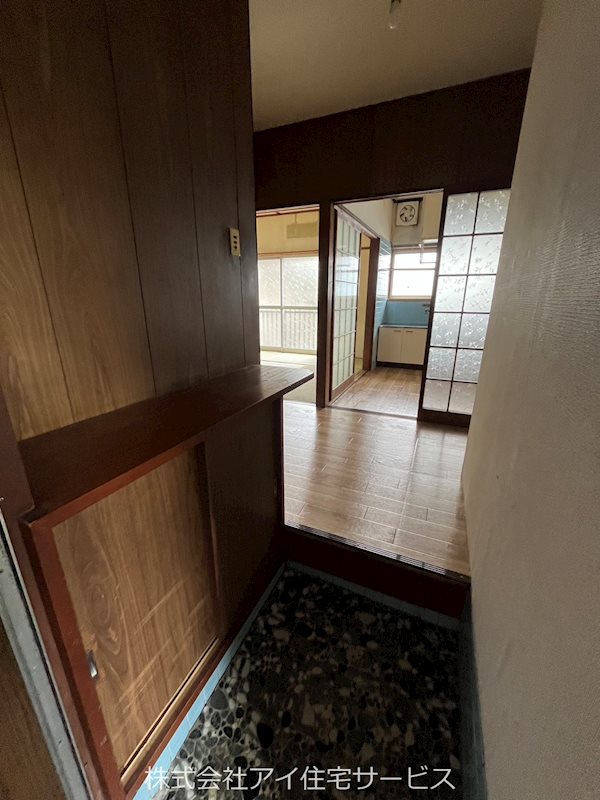 日の出荘 玄関