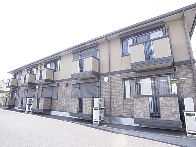 エピナールラフィネ 203号室 外観