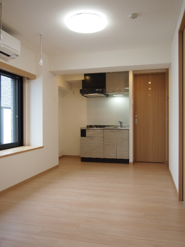 ルーブル川崎中丸子 リビング