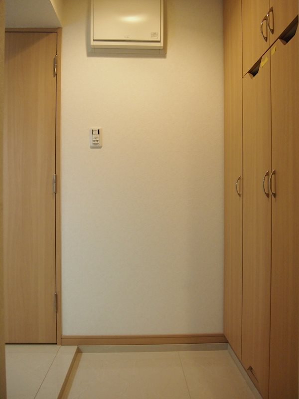 ルーブル清澄白河参番館 玄関