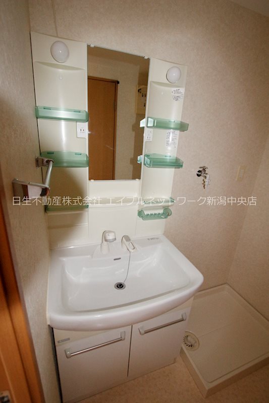 BUENA西堀前通一番町 洗面所