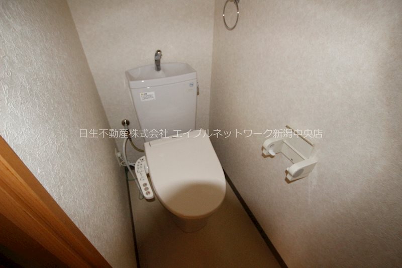 BUENA西堀前通一番町 トイレ