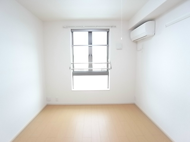 アンジュ　アルモニー ベッドルーム