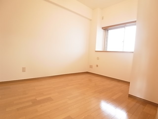 パインエクセレント ベッドルーム