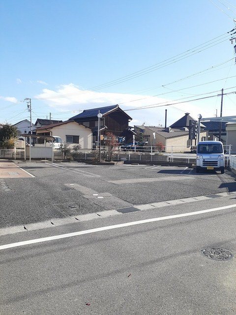 マ　ジュネス その他4