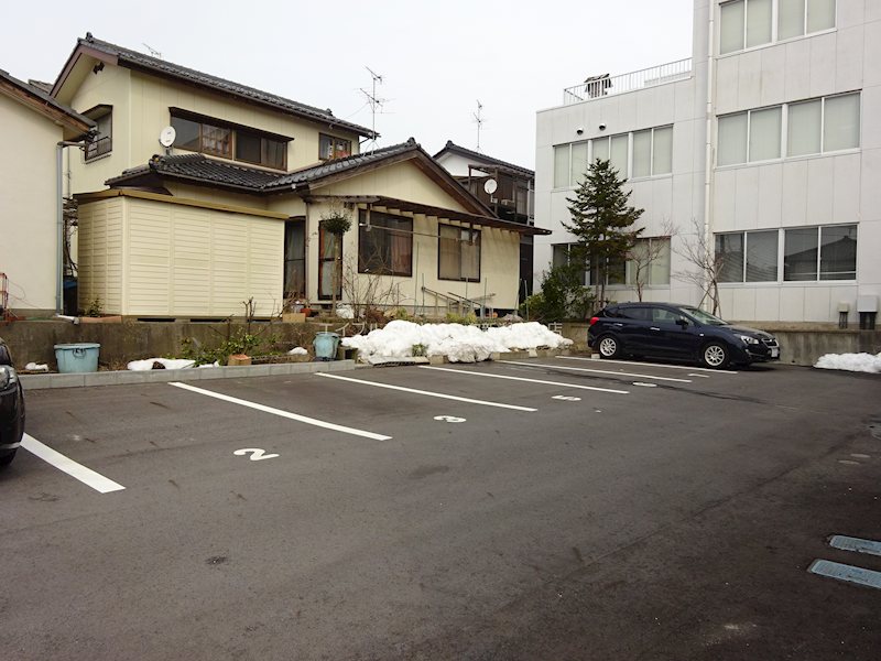 リベロ砂山 駐車場