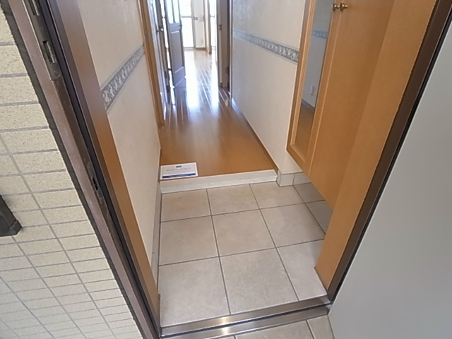 グランディール 玄関