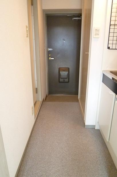 モンテベルデ横浜中央 玄関