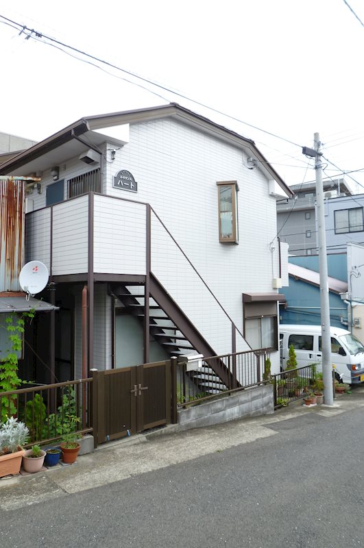 ルネサンスハート 202号室 外観