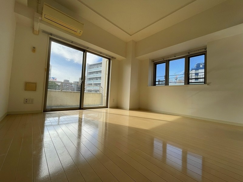 サポーレ松戸 リビング