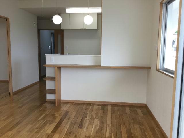 沖縄県中頭郡西原町我謝 リビング