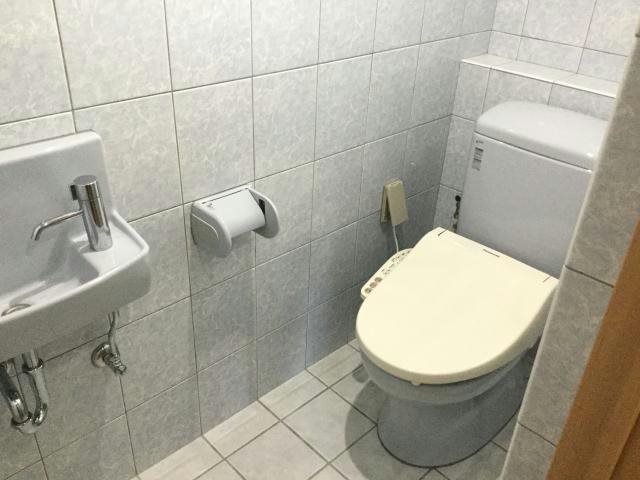 沖縄県中頭郡西原町我謝 トイレ