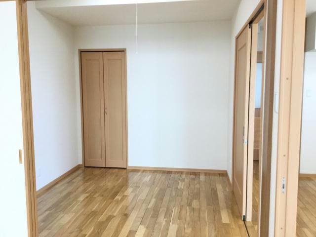 沖縄県中頭郡西原町我謝 ベッドルーム