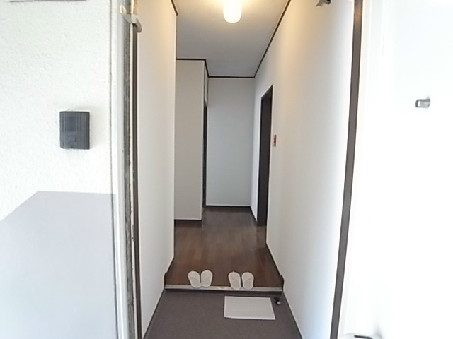 第2泉マンション 玄関