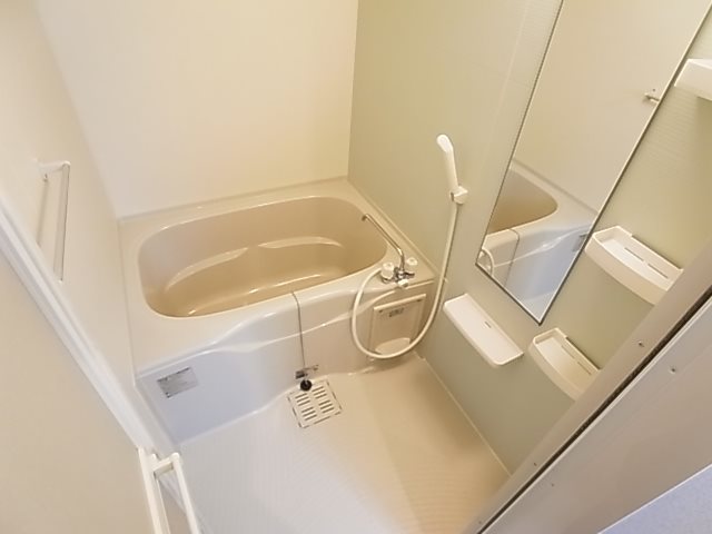 フェスティナ　レンテ 風呂画像